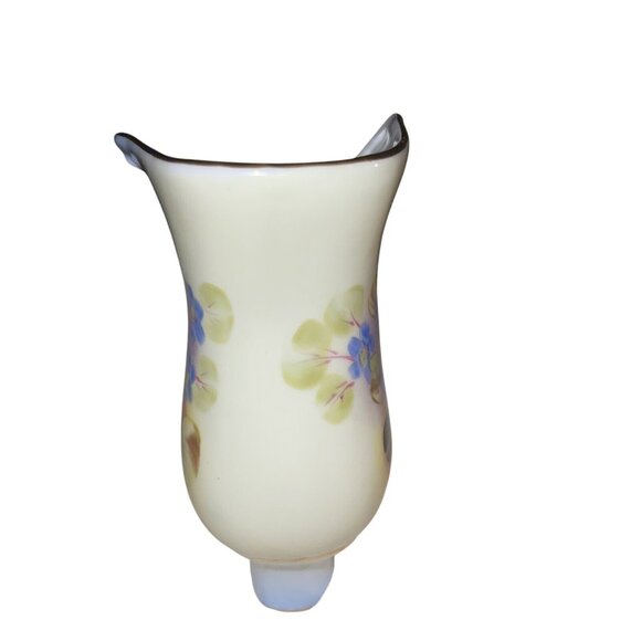 Antique Hand-Painted Nippon Boot Vase With Floral Pattern - Picture 9 of 12